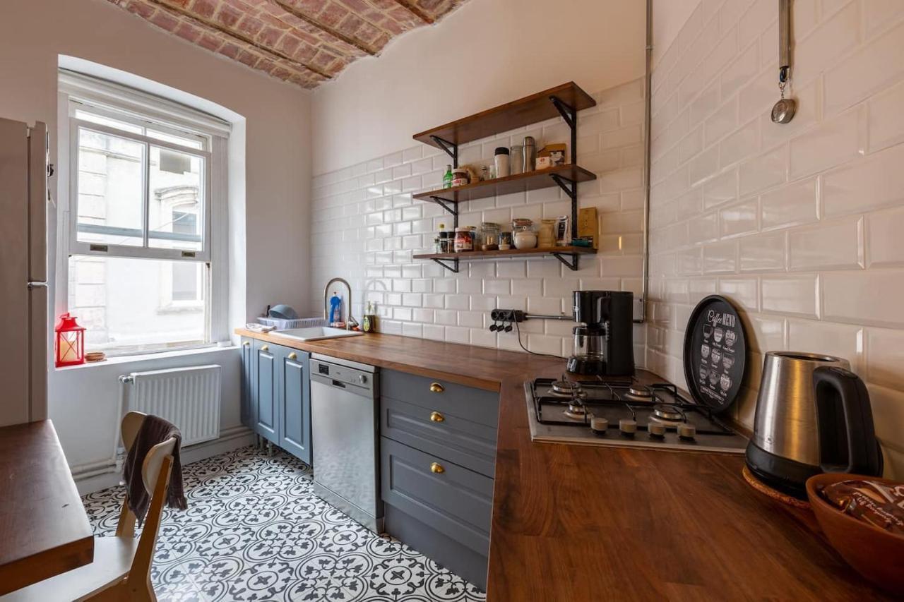 Renovated Apartment At The Heart Of Istanbul With Huge Terrace Exterior foto